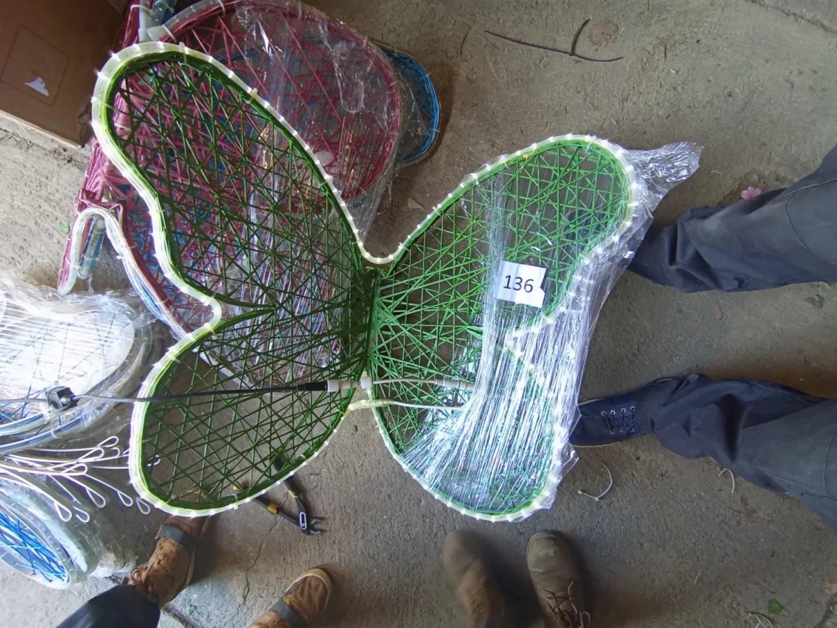 Fiberglassový motýl světelný, 80cm - zelený
