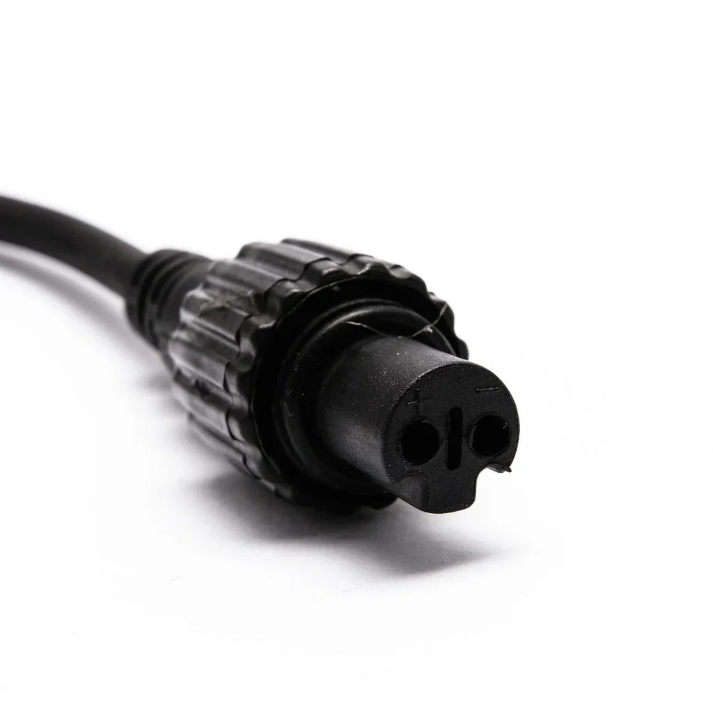 8700_LEDRL22B-CON-l