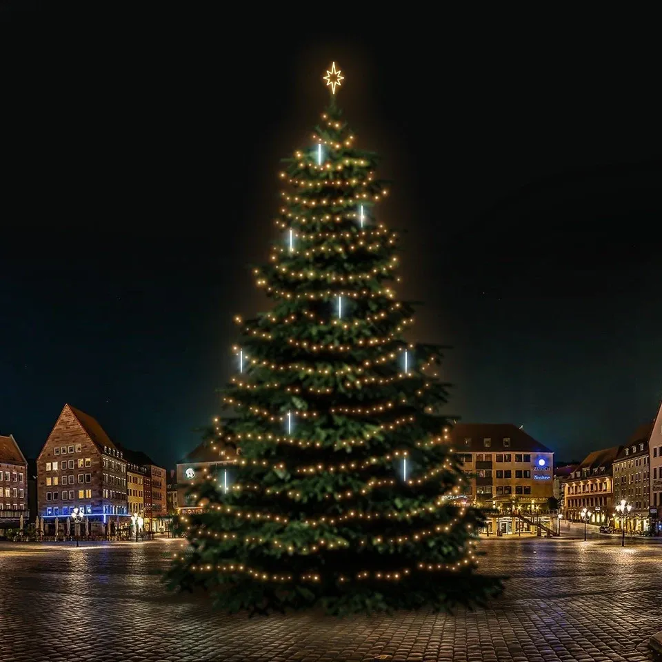 LED light set for Christmas trees 21-23 m high, warm white with falling snow