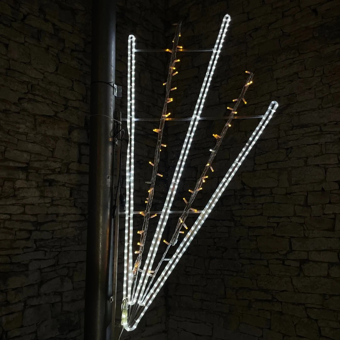 LED light motif splash,180x90 cm,ice hose with warm white string with Flash