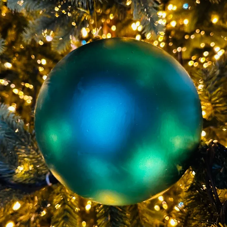Production - Plastic ball, diameter 20 cm, peacock green, matt