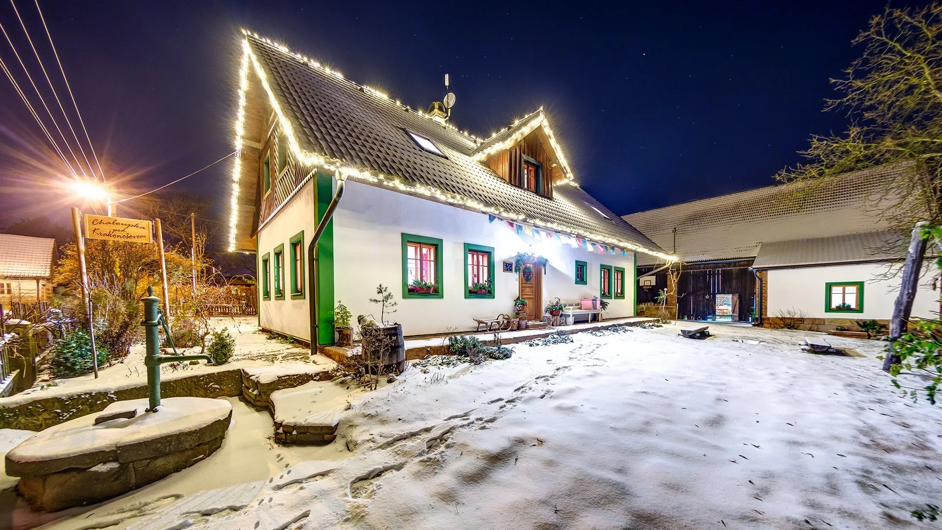 Family house with icicle lights along the roof
