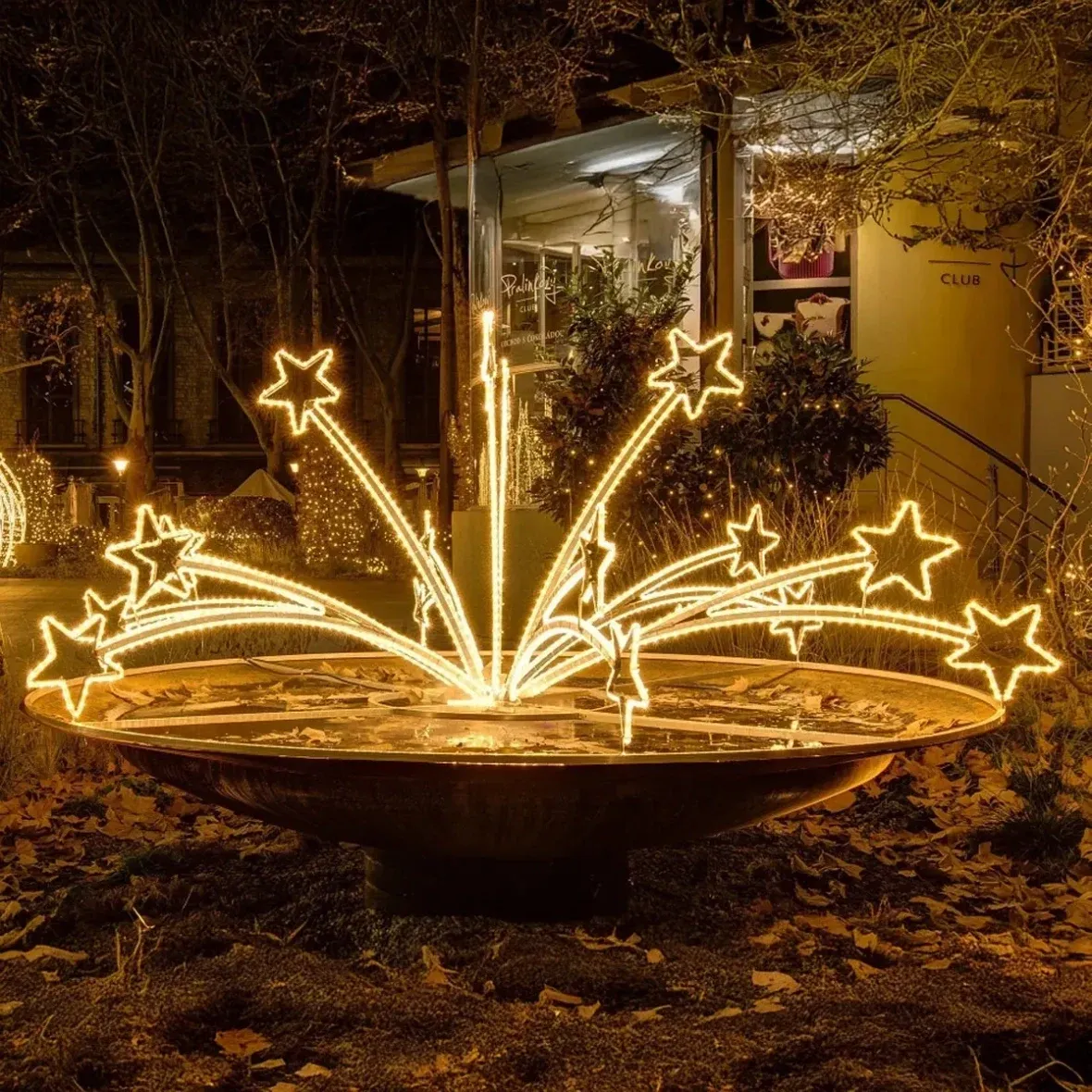 3D LED light fountain Ø 310 cm, warm white