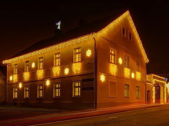 Easy Fix 2D LED flood light VI., Ø 60 cm, warm white, hanging, aluminium, IP67